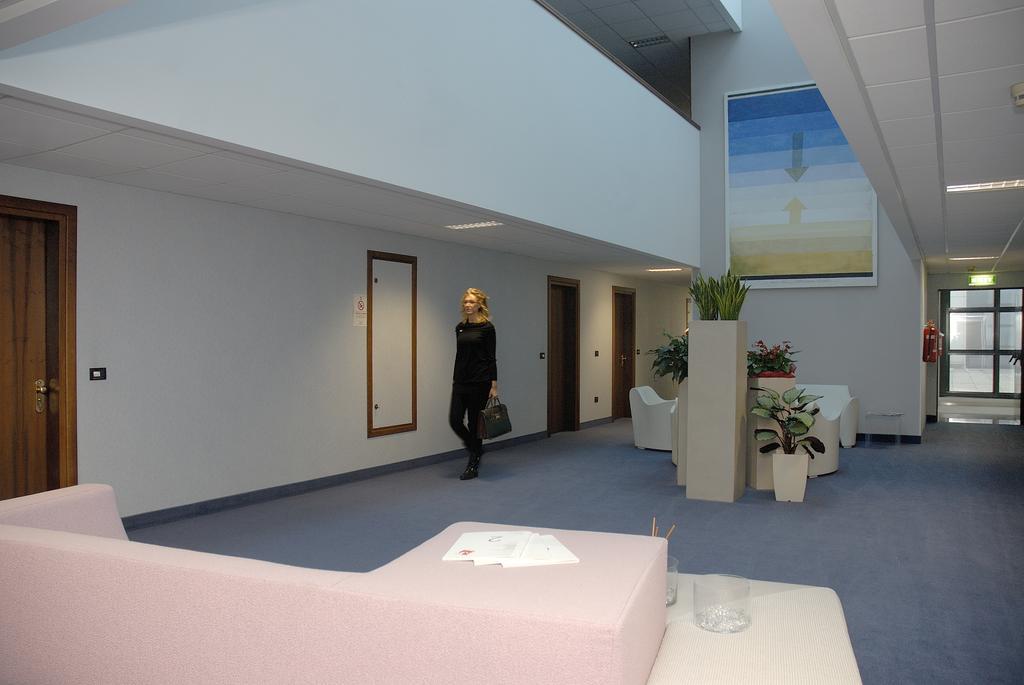 科伦坡克里斯特弗罗公寓酒店 巴萨诺－德尔格拉帕 外观 照片